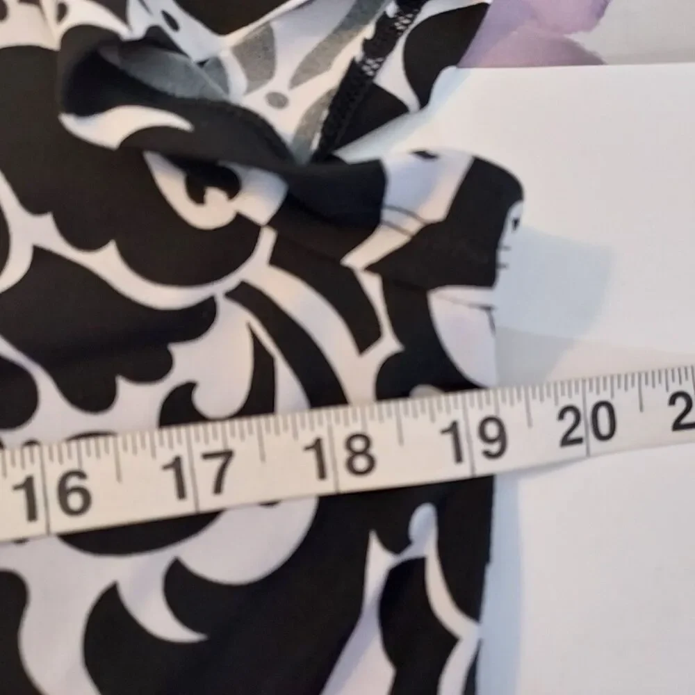 INC International Concepts Shirt Top Womens Large Asymmetrical Hem Black White - Picture 10 of 12